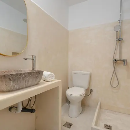 Celestial Seaview Apartments- Apollon Daire *
